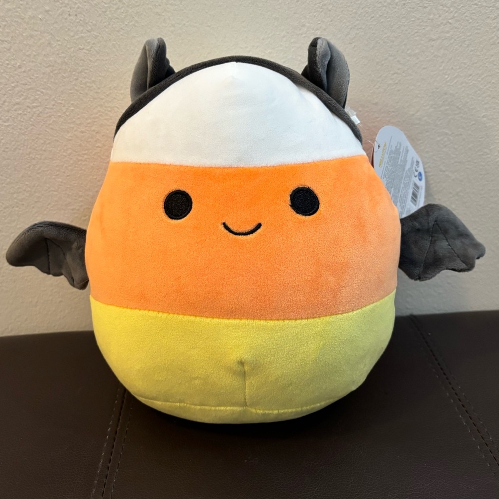 Candy Corn Bat Squishmallow “Delie” 🎃🦇